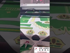 織物および衣服の高い切断速度のための二重ヘッド レーザー切断機